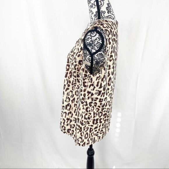 CAbi Ginger Leopard Print Shell Keyhole Tank Top - Picture 7 of 9